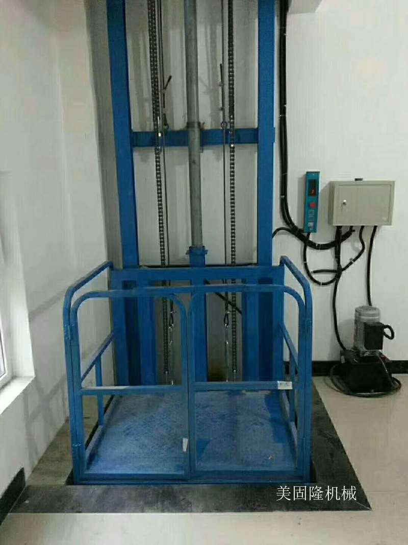 陵水单臂导轨式升降机厂家