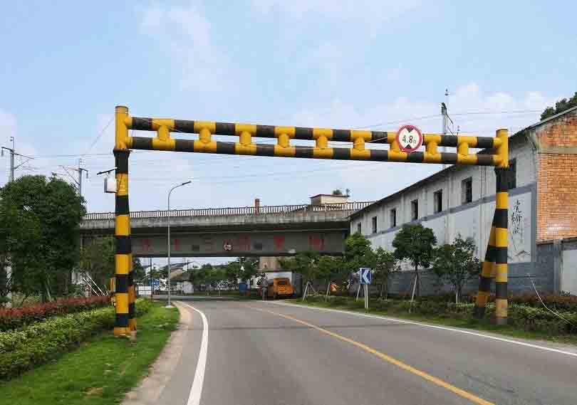 陵水铁路限高架